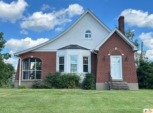1206 N Race St, Glasgow, KY 42141