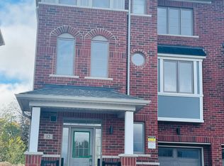 12 Sobczak Dr, Whitby, ON L1N 0N3