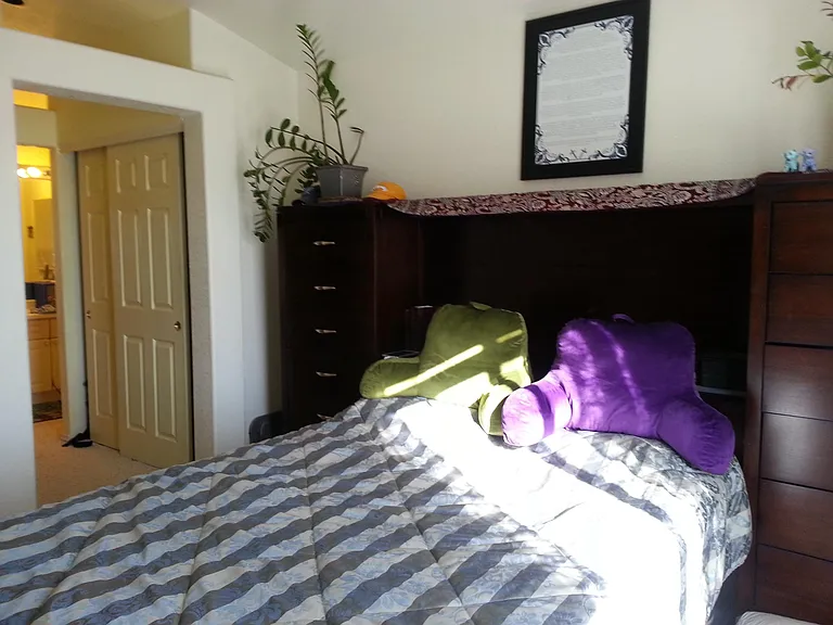 9706 Queenscliffe Dr — Photo 11