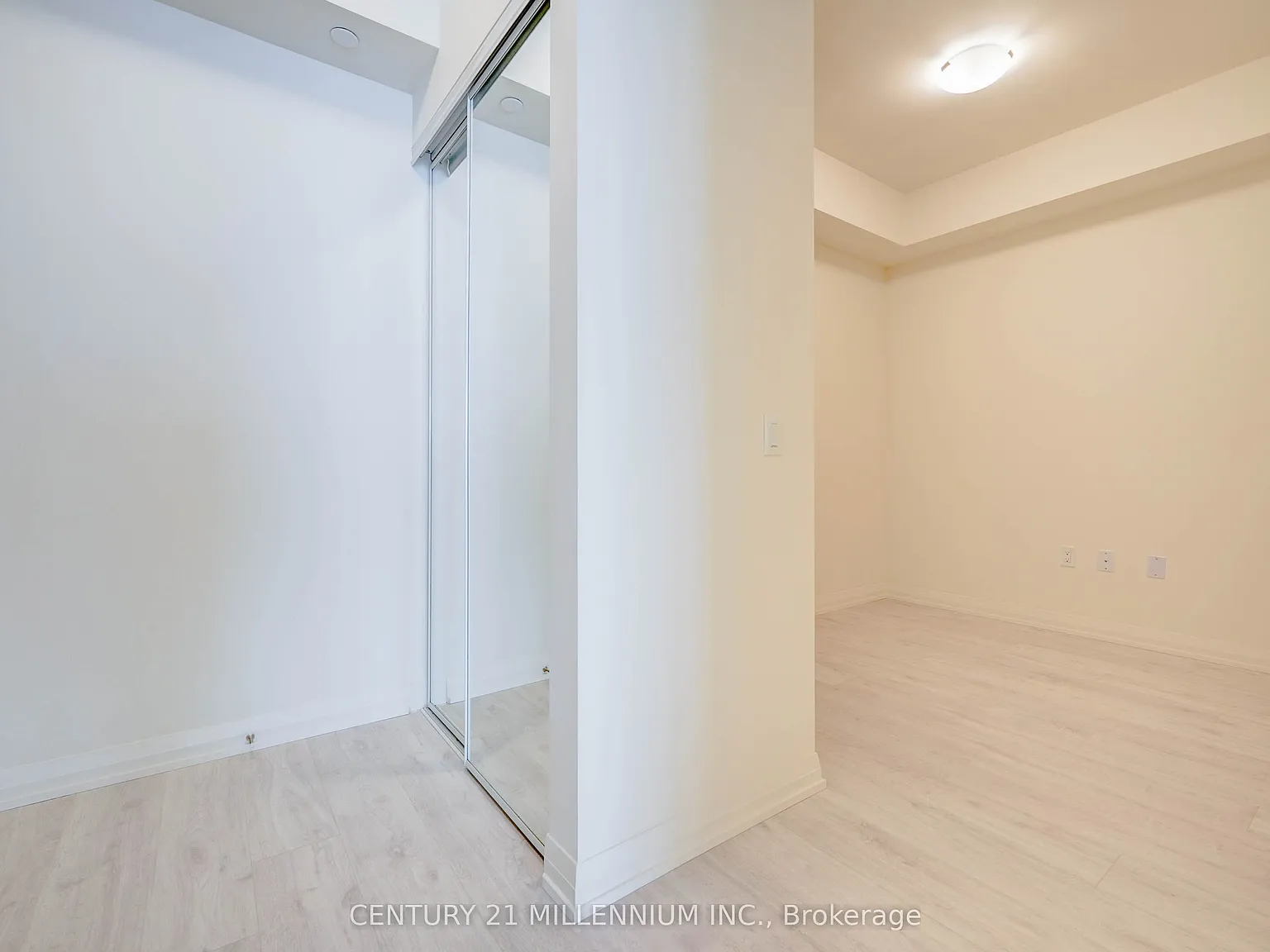 2 bed, $2,500 — Photo 4