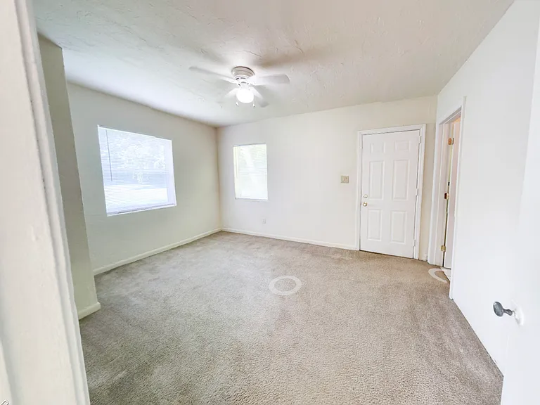 867 Campus Cir #1 — Photo 5
