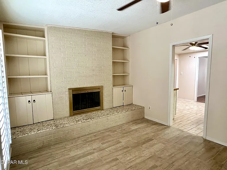 10101 Renfrew Dr — Photo 17