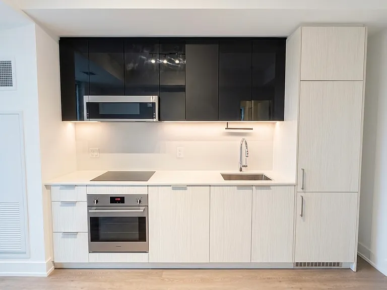 308 Jarvis St #2206 — Photo 5