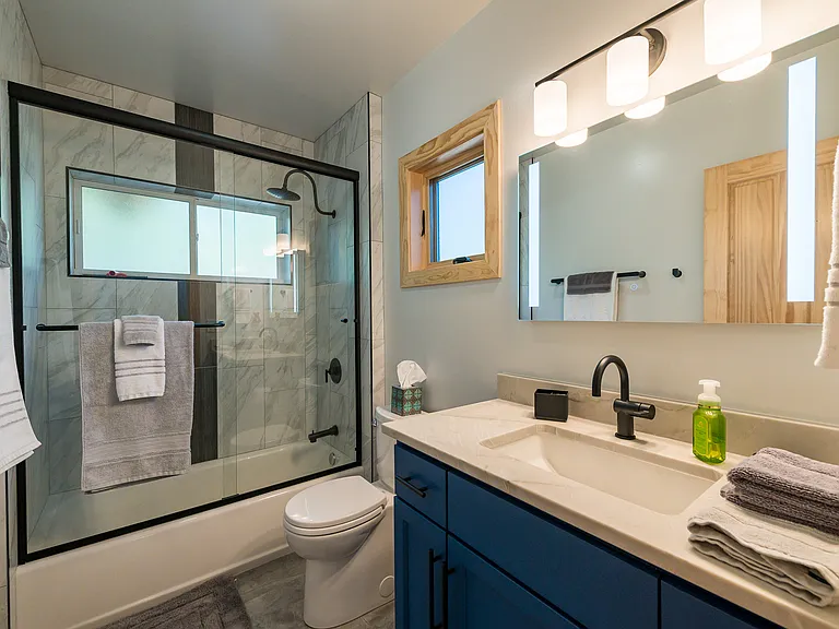 6235 Chamberland Dr — Photo 9
