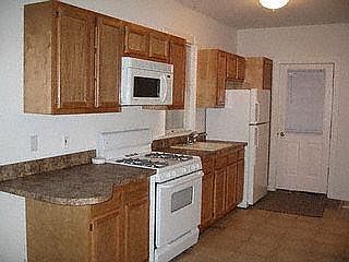 2nd image of 47 Park St