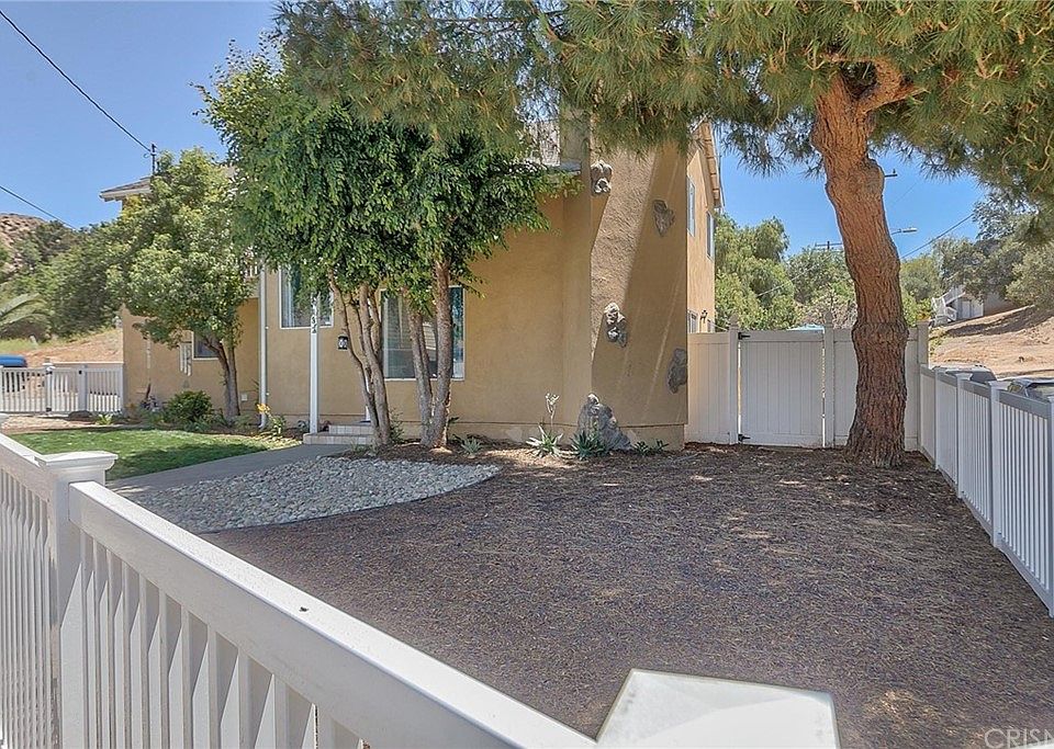 29032 Morningside Dr, Val Verde, CA 91384 Zillow