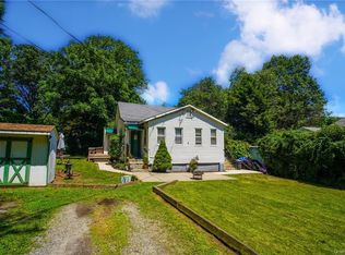 8 Dares Ln, Mohegan Lake, NY 10547