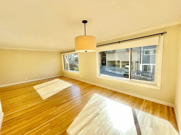 Large, Pristine 3br/2ba Noe Valley Flat, Views, 2 Car Parking, Laundry! Progressive!, 4160 Cesar Chavez St, San Francisco, CA 94131