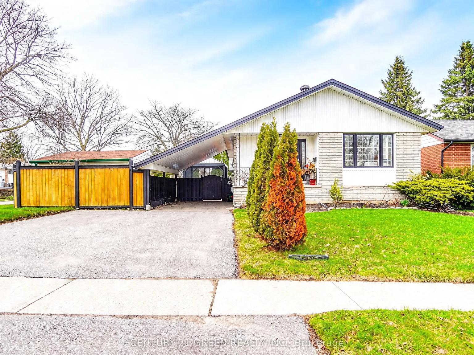 3 bed, $2,300 — Photo 3