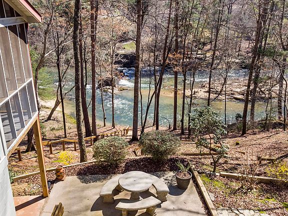 5th image of 36 Mountain River Ln