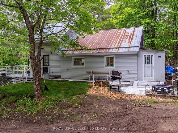 3rd image of 240 Britannia Rd