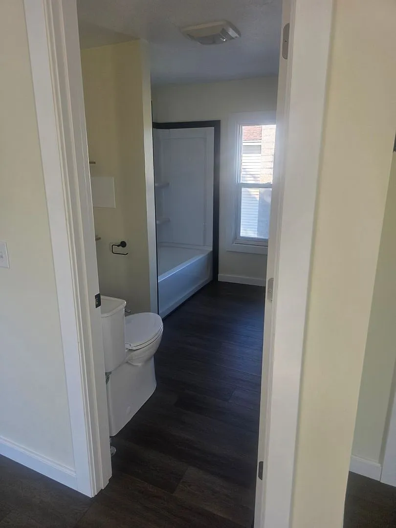 117 Sanborn — Photo 3