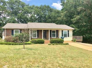 85 Clay St, Hartwell, GA 30643