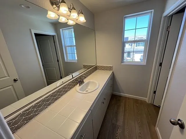 1229 Traverse Dr S — Photo 12