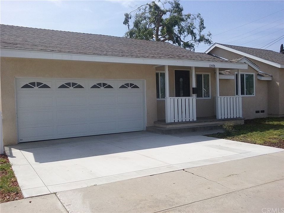 1st image of 11976 206th St