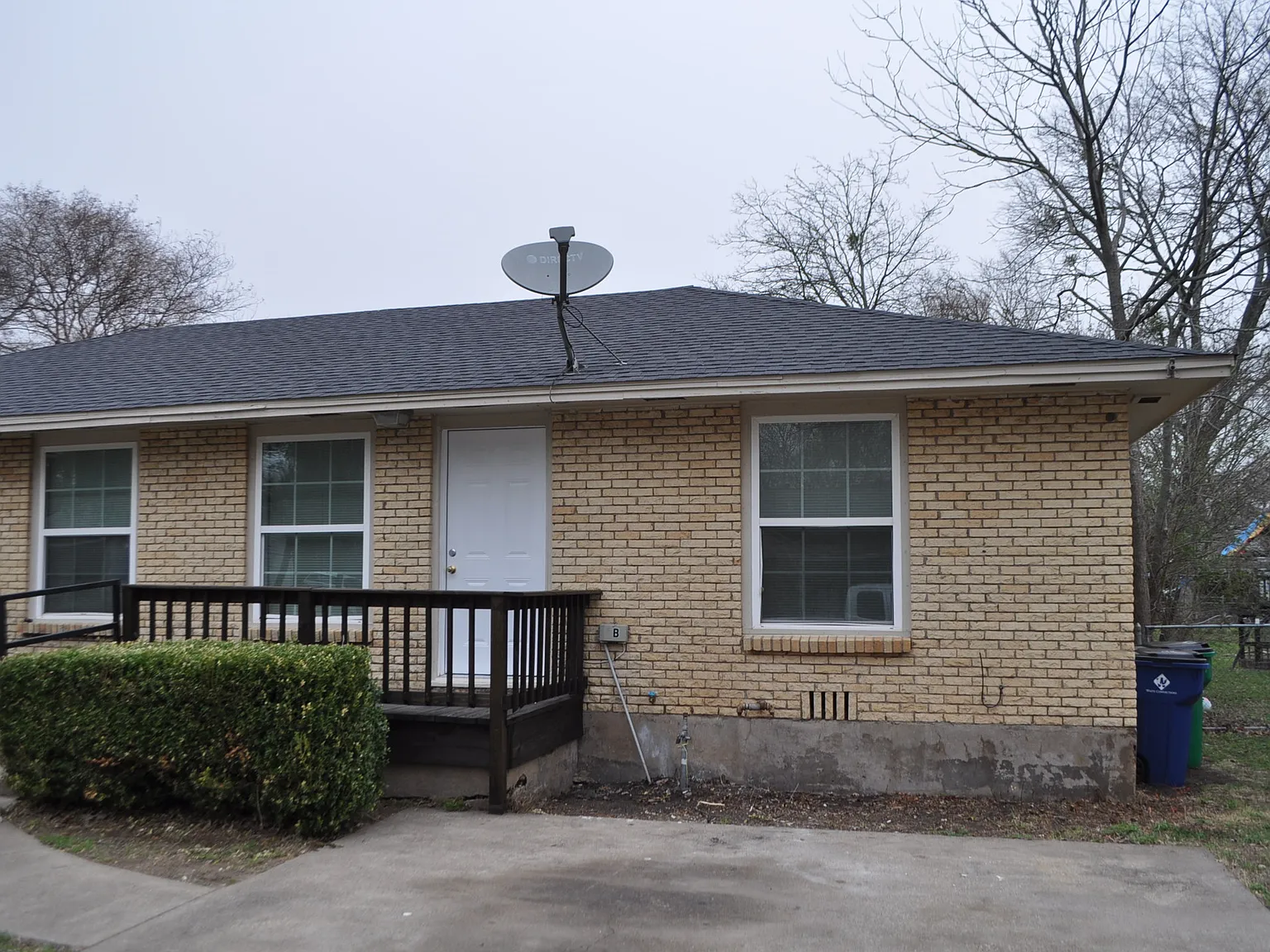 2 bed, 650 sqft, $1,000 — Photo 1