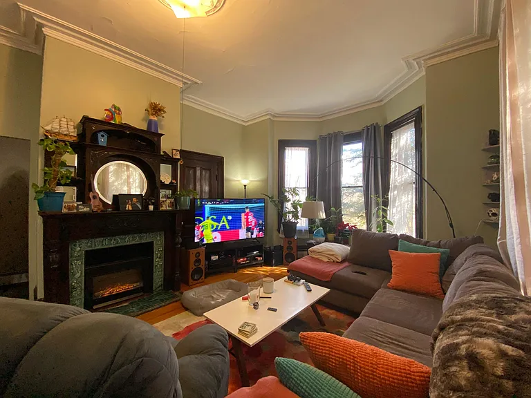 311 Lamartine St #1 — Photo 9
