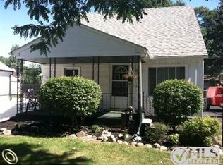 47574 Frederick Rd, Shelby Township, MI 48317