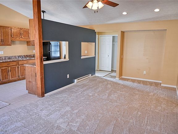 5th image of 1055 Brookfield Dr