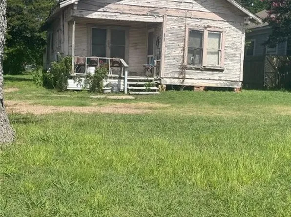 806 N Parker Ave N, Bryan, TX 77803