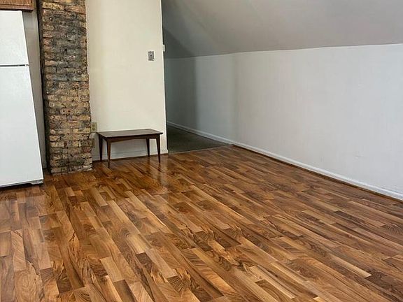 3rd image of 4948 Reading Ave Floor 3
