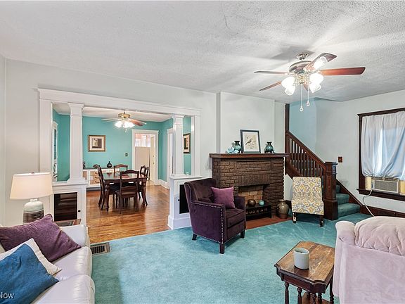 4th image of 3640 W 47th St