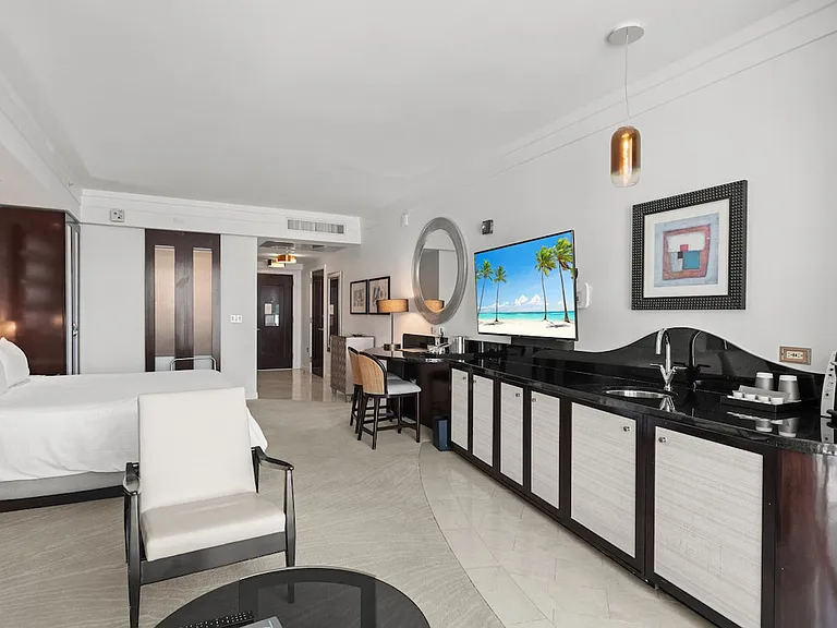 4441 Collins Ave #ID1540428P — Photo 10