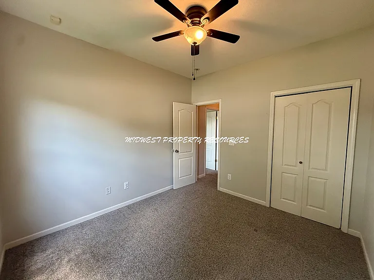 13804 Craig Ave — Photo 16