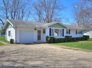 3419 Jeanette Dr, Decatur, IL 62521