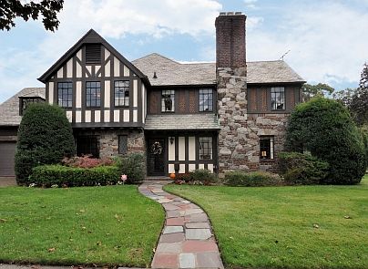 1st image of 25 Sutton Pl