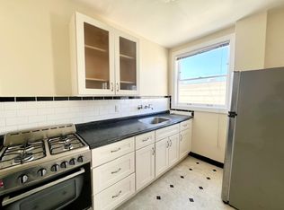 1336 Park St #216, Alameda, CA 94501
