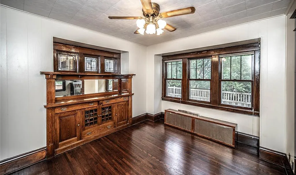 5 bed, 2413 sqft, $3,125 — Photo 4