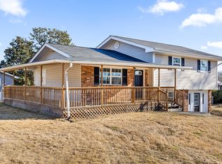 7201 Fairbanks Rd, Hixson, TN 37343