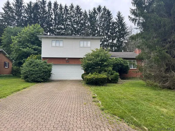 2100 Timson St, Johnstown, PA 15905
