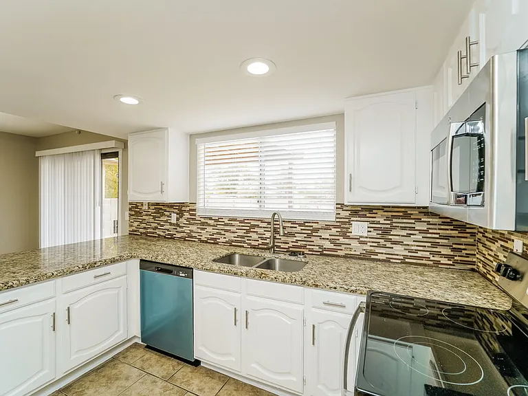 4361 W Bunk House Rd — Photo 9