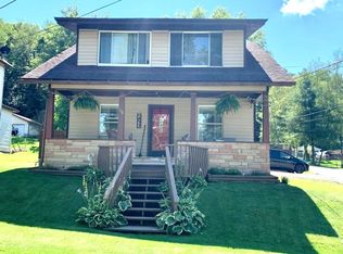 170 Frech St, Creekside, PA 15732