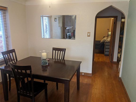 5th image of 6637 Lansdowne Ave