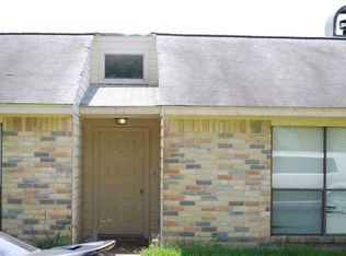 816 Camellia Ct, College Station, TX 77840