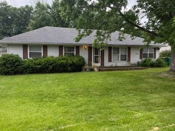837 W Main St, Braidwood, IL 60408