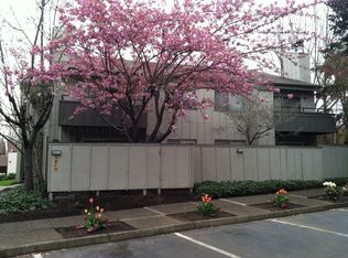 6870 SW Hall Blvd #74C0D0661, Beaverton, OR