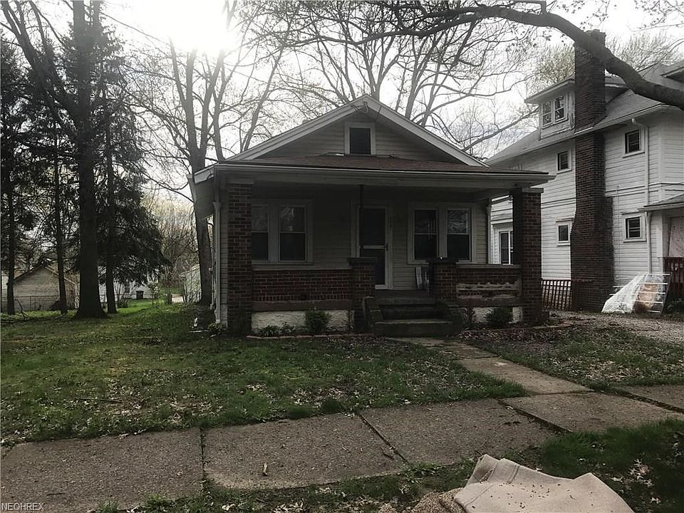 2nd image of 716 Bertha Ave
