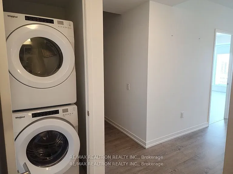 8868 Yonge St #1205E — Photo 8