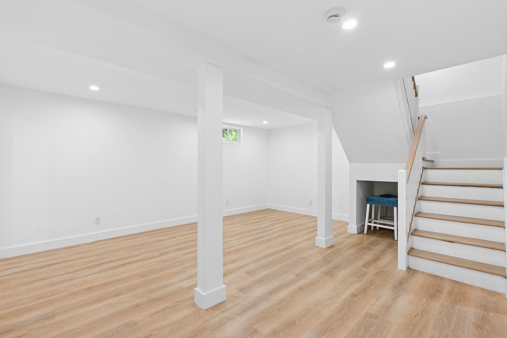  LOWER LEVEL WITH AN ABUNDANCE OF NATURAL LIGHT AND AN ADDITIONAL 4TH BEDROOM (NOT PHOTOGRAPHED)