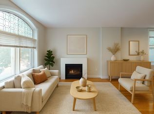 47 Somerset, Ottawa, ON K2P 0H3