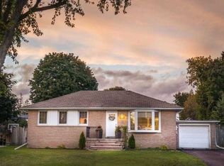 60 Patricia Dr, King, ON L7B 1H5