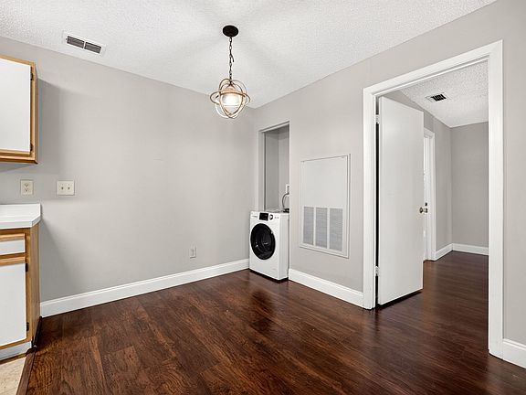 2nd image of 711 Sugar Bay Way Unit 209