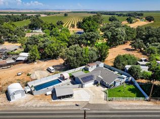 4686 Escalon Bellota Rd, Farmington, CA 95230