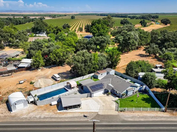 4686 Escalon Bellota Rd, Farmington, CA 95230