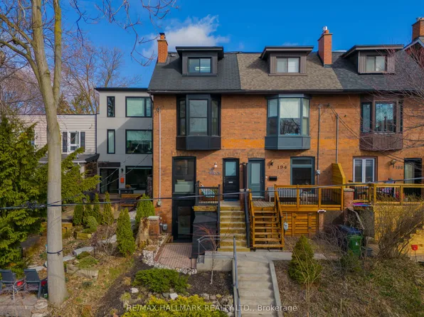 192 Withrow Ave, Toronto, ON M4K 1E1