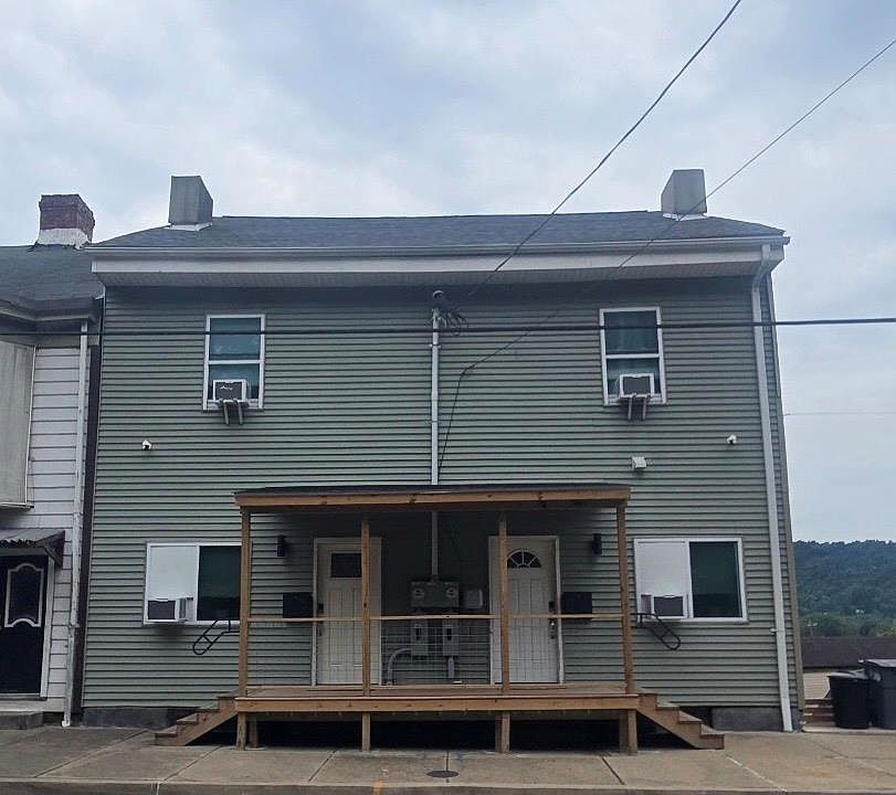1st image of 527 - 529 Market St.